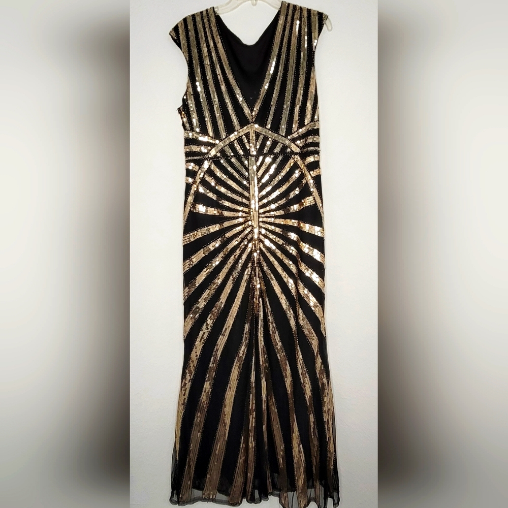 Formal 1920/30's style art deco black and gold dress. Large
